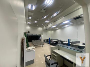 Local comercial · 240m² · 4 Ambientes · Local Comercial en Venta - 3 Ambientes - La Plata