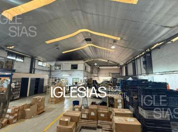 Bodega-Galpón · 800m² · Galpón en Venta y Alquiler en Don Torcuato, Tigre
