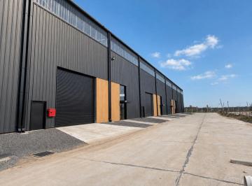 Bodega-Galpón · 683m² · Galpón Industrial a Estrenar de 683 m² en Bayres Connect – Panamericana y Buen Ayre - Sprinklers