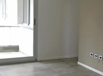 Departamento · 67m² · 4 Ambientes · 1 Cochera · Alquiler - Departamente 2 Dorm. - Pasco 1426