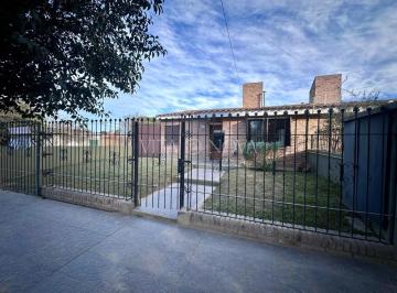 Casa · 85m² · 4 Ambientes · Venta Casa - Bº 20 de Junio