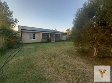 Casa · 200m² · 3 Ambientes · 1 Cochera · Casa en Venta - 2 Dorm. 2 Baños - 1000 m² - El Rodeo, Abasto, La Plata