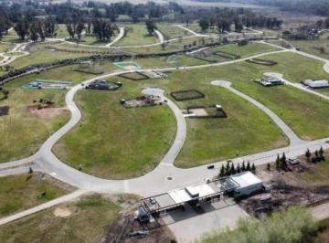 Terreno · 1212m² · Terreno en Venta - 1.212 m² - Aluen, Tristán Suarez, Ezeiza