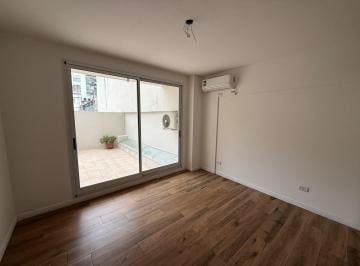 Departamento · 42m² · 1 Ambiente · Alquiler Amplio Monoambiente Moderno en San Nicolas con Patio! Piso 1 Contrafrente, No Pagas Comisio