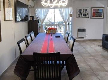 Departamento · 90m² · 5 Ambientes · 1 Cochera · Departamento en Venta Zona Chateau