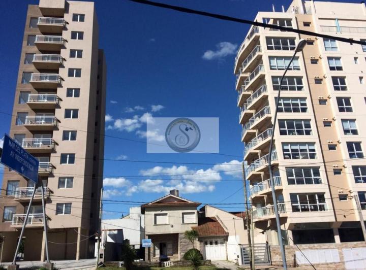 Casa · 130m² · 5 Ambientes · 1 Cochera