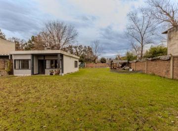 Casa · 60m² · 3 Ambientes · 1 Cochera · Venta Casa 3 Ambientes con Piscina en Tortuguitas