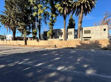 Departamento · 91m² · 3 Ambientes · 1 Cochera · Duplex en Venta Complejo Privado Godoy Cruz