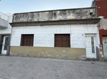 Terreno · 323m² · Oportunidad Lote 8,66 X 37 Mejor Zona de Mataderos