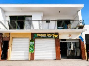 PH · 200m² · 3 Ambientes · 1 Cochera · Venta Ph + 3 Locales Sobre Av Hipolito Yrigoyen