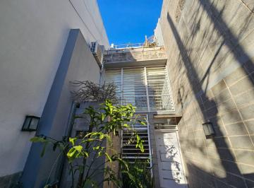 Casa · 62m² · 3 Ambientes · 1 Cochera · Venta Triplex 3 Amb en Velez Sarsfield