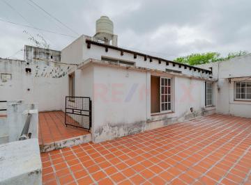 Casa · 214m² · 6 Ambientes · Venta Casa Lote Propio de 8.66 X 32.91 m² Almagro