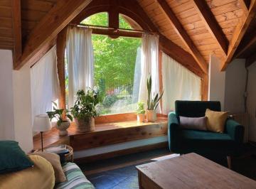 Casa · 192m² · 6 Ambientes · 1 Cochera · Casa de Categoría en Venta en Bariloche Km 7,7