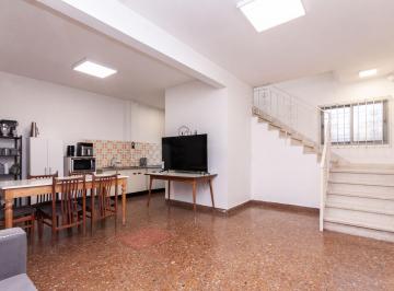 Casa · 125m² · 5 Ambientes · 1 Cochera · Venta Casa 3 Dorm, 2 Baños, Garage, Patio/terraza