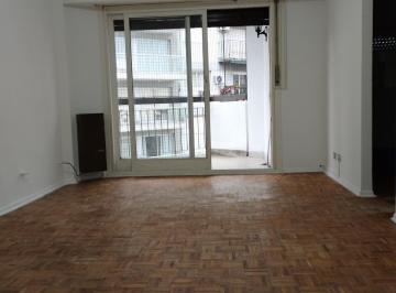 Departamento · 38m² · 2 Ambientes · Excelente 2 Ambientes Al Frente con Balcon