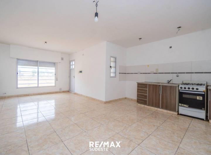 Departamento · 120m² · 8 Ambientes