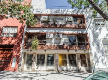 Casa · 120m² · 5 Ambientes · 2 Cocheras · PH Triplex. Venta. Permuta. Floresta. Apto Crédito