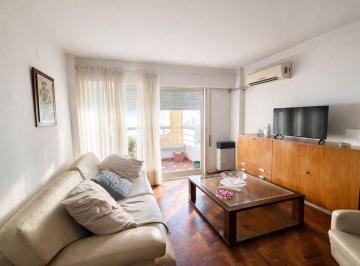 Departamento · 115m² · 7 Ambientes · Departamento Semipiso 4 Dorm Bº Centro - Escritura