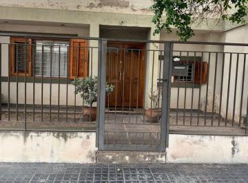 Casa · 270m² · 8 Ambientes · 2 Cocheras · Casa Bª Pueyrredon 4 Dorm con Pileta