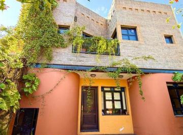 Casa · 124m² · 5 Ambientes · 1 Cochera · Venta Casa 5 Amb en Quinta Galli Avellaneda