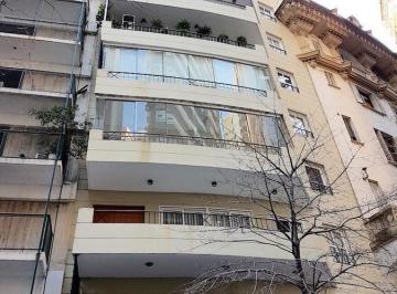 Departamento · 220m² · 4 Ambientes · 1 Cochera · Hermoso Departamento Duplex en Calle Arroyo