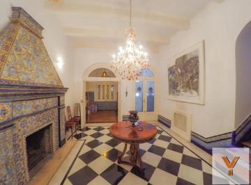 Casa · 450m² · 7 Ambientes · 1 Cochera · Casa en Venta - 6 Dorm. 4 Baños - Caballito