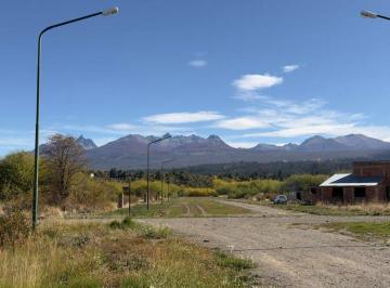 Terreno · 393m² · Lote 392 m² – Zona en Crecimiento - Trevelin