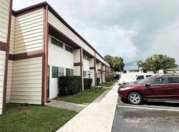 Departamento · 76m² · 2 Ambientes · 1 Cochera · Departamento en Orlando, Florida