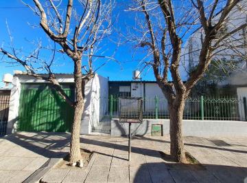 Casa · 118m² · 7 Ambientes · 2 Cocheras · Venta Casa Rosario de Santa Fe 3 Dorm. Gral. Roca