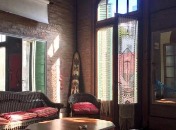 PH · 143m² · 7 Ambientes · Venta PH 7 Amb, Balcón y Terraza, en San Telmo!