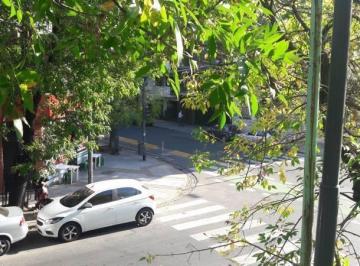 Departamento · 62m² · 3 Ambientes · Departamento en Venta de 3 Ambientes en Belgrano (Con Dependencia)