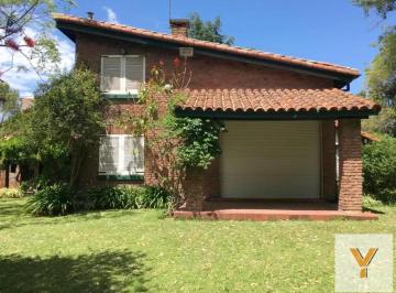Casa · 150m² · 5 Ambientes · 2 Cocheras · Casa en Venta - 4 Dorm. 3 Baños - Ranelagh