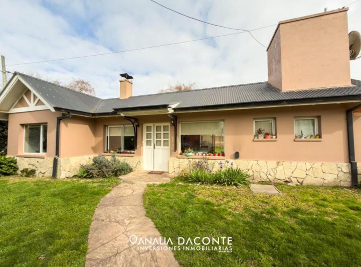 Casa · 150m² · 4 Ambientes · 2 Cocheras