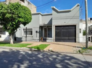 Casa de 3 ambientes, General San Martín · Casa 3 Ambientes en Venta en Jose Leon Suarez