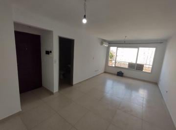 Departamento · 30m² · 1 Ambiente · 1 Cochera · Departamento Monoambiente en Alquiler en Moron Centro. Apto Profesional