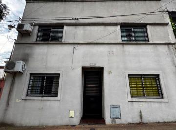 Casa de 4 ambientes, La Plata · Permu - Venta Duplex 24 E/ 71 y 72