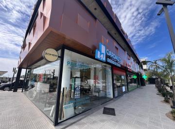 Local comercial · 39m² · Local de 40 m en Esquina en Via Vento Canning