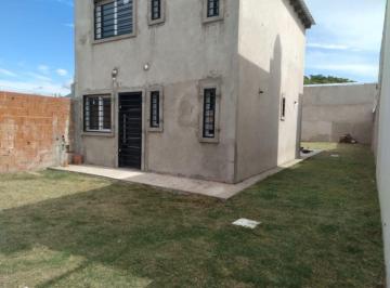 Casa de 3 ambientes, Almirante Brown · Venta de Casa en Barrio Santa Ana de Glew
