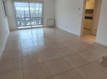 Departamento de 2 ambientes, San Isidro · Magnífico Dúplex de 2 Ambientes con Balcón y Terraza