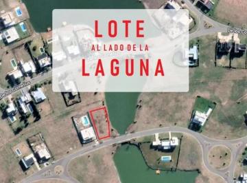 Terreno · 900m² · Lote con Doble Vista a La Laguna - San Sebastian - Area 11