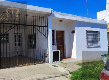 Casa · 31m² · 3 Ambientes · 1 Cochera · Venta PH 3 Amb. Oportunidad Jose Leon Suarez Gral. San Martin