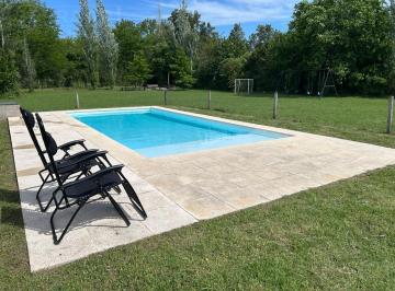 Casa · 140m² · 5 Ambientes · 4 Cocheras · Alquiler Bianual Country Capillla del Sr
