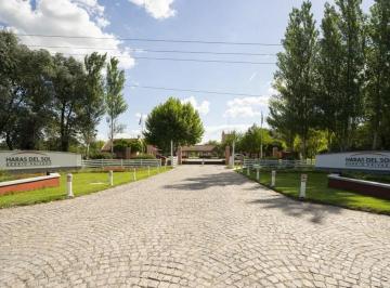 Terreno , Pilar · Lote en Venta de 1.688 m² en "Haras del Sol" - Pilar. con Proyecto de Casa Aprobado.