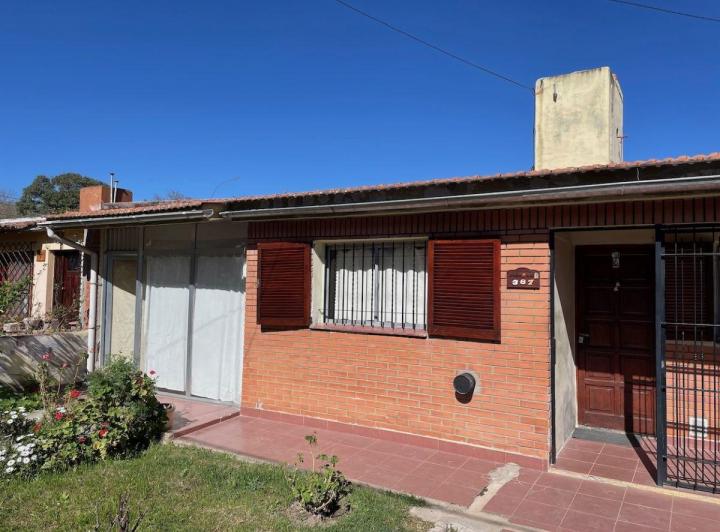 Casa · 158m² · 4 Ambientes · 2 Cocheras