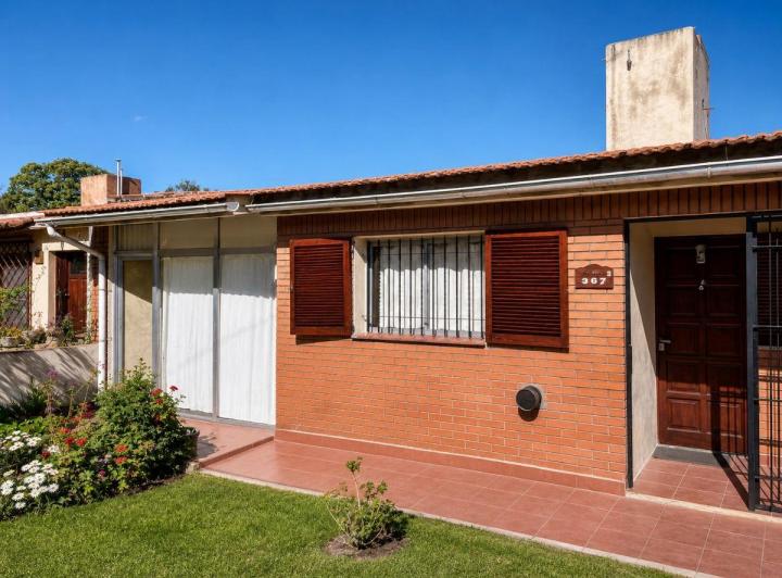 Casa · 158m² · 4 Ambientes · 2 Cocheras