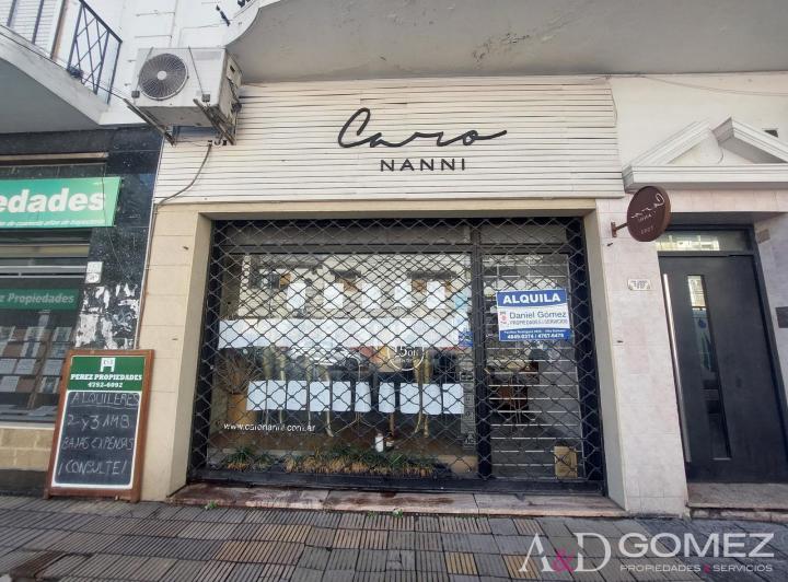 Local comercial · 82m²