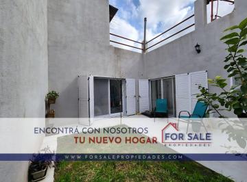 PH de 3 ambientes, Monte Castro · PH 3 Ambientes Refaccionado a Nuevo – Todo Pb – Sin Expensas