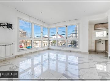 Departamento · 65m² · 3 Ambientes · Piso de 3 Ambientes Moderno Apto Crédito
