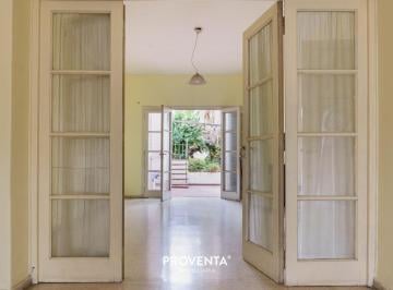 Casa de 7 ambientes, Ciudad de Mendoza · Casa | 7 Ambientes | Jardín | Potencial Inversión | Cochera | Mendoza