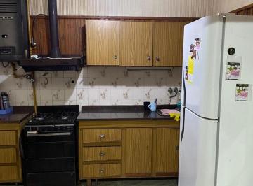 Casa de 4 ambientes, Puerto General San Martín · Vendo Casa en Centro de Pgsm con Entrega y Financiado